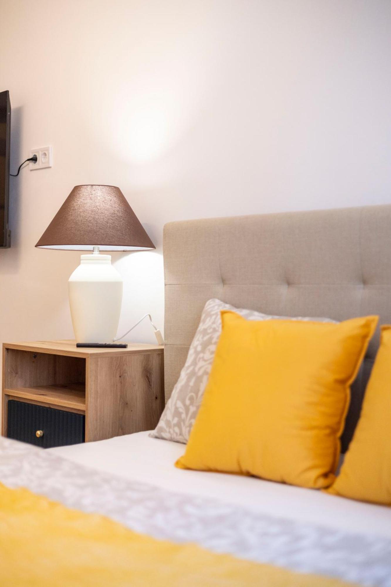 Charming & Cozy Central Apartment In The King Street Budapest Exterior foto